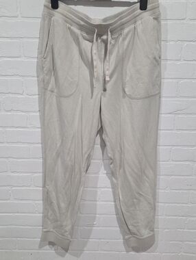 Madewell Men's Drawstring Joggers in Light Beige